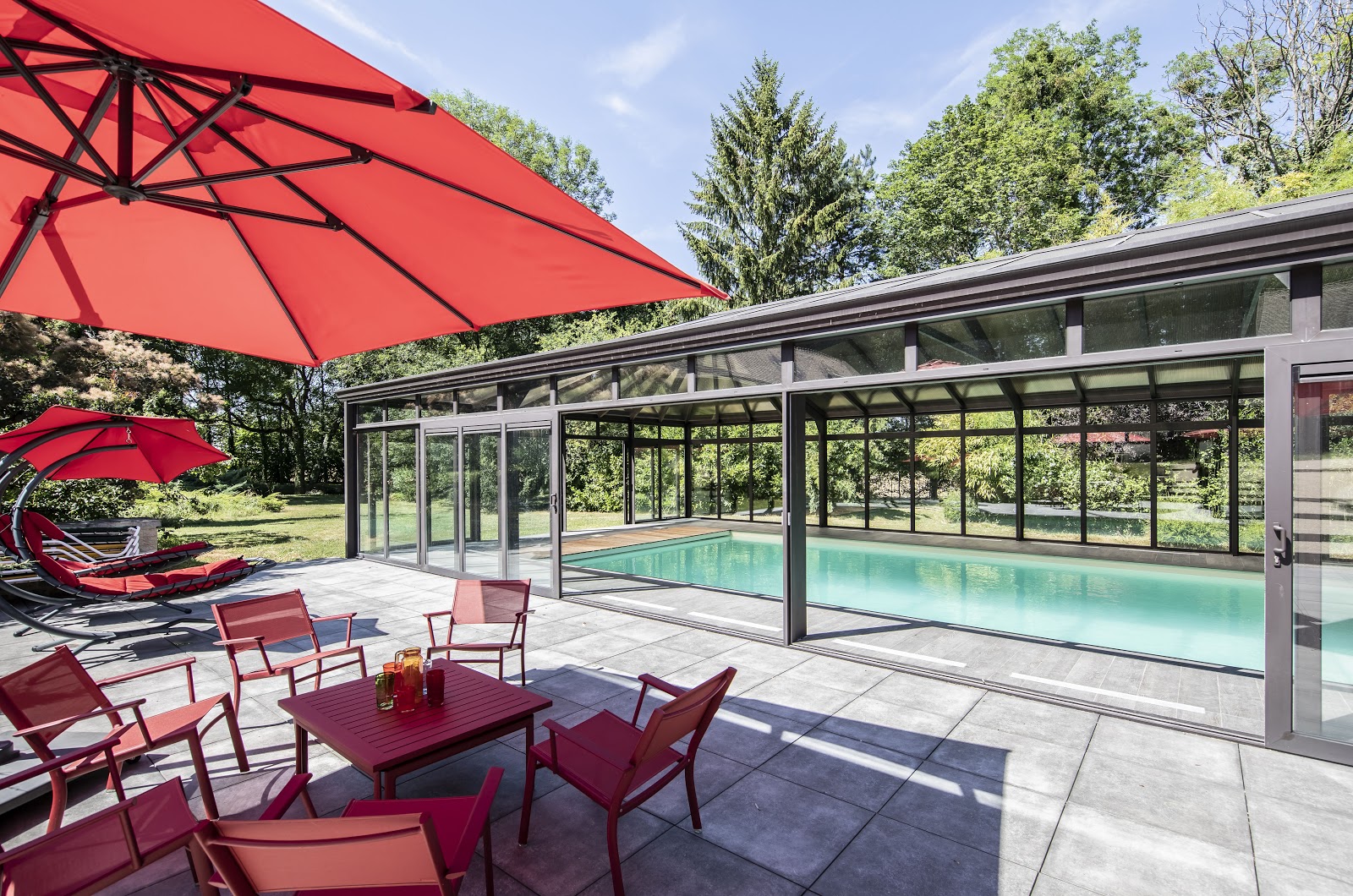 Devis d'une piscine couverte sous véranda